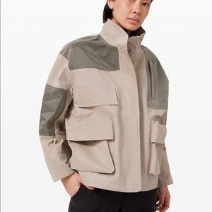 Lululemon Gathering Storm Rain Jacket Size 10